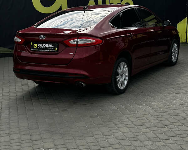 Красный Форд Фьюжн, объемом двигателя 2.49 л и пробегом 150 тыс. км за 8800 $, фото 19 на Automoto.ua