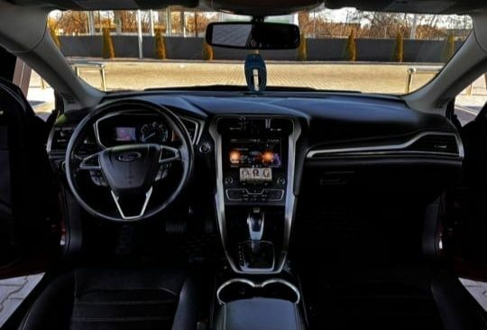Форд Фьюжен 2015 у Одесі на Automoto.ua Червоний Форд Фьюжен, об'ємом двигуна 2 л та пробігом 200 тис. км за 11800 $, фото 19 на Automoto.ua