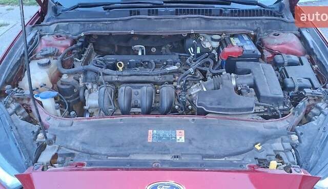 Красный Форд Фьюжн, объемом двигателя 2.49 л и пробегом 214 тыс. км за 9300 $, фото 15 на Automoto.ua