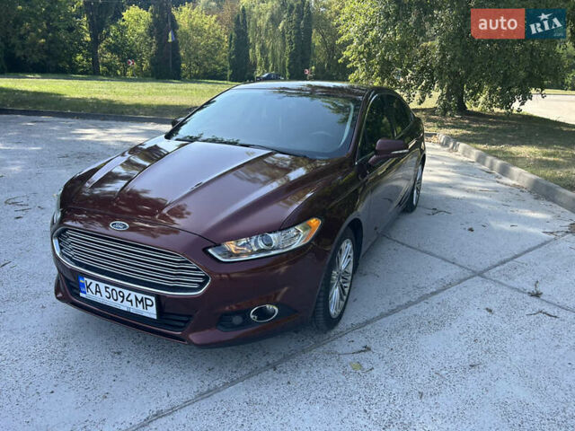 Червоний Форд Фьюжен, об'ємом двигуна 2 л та пробігом 140 тис. км за 11200 $, фото 11 на Automoto.ua
