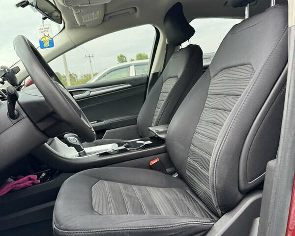 Красный Форд Фьюжн, объемом двигателя 1.5 л и пробегом 140 тыс. км за 9700 $, фото 9 на Automoto.ua