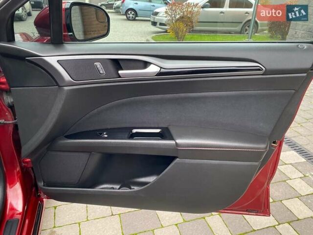 Форд Фьюжн 2015 в Ивано-Франковске на Automoto.ua Красный Форд Фьюжн, объемом двигателя 2.49 л и пробегом 178 тыс. км за 10900 $, фото 62 на Automoto.ua