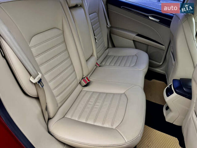 Красный Форд Фьюжн, объемом двигателя 1.5 л и пробегом 225 тыс. км за 8999 $, фото 40 на Automoto.ua