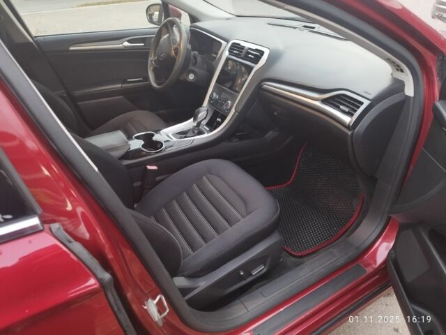 Красный Форд Фьюжн, объемом двигателя 2.5 л и пробегом 160 тыс. км за 11000 $, фото 3 на Automoto.ua