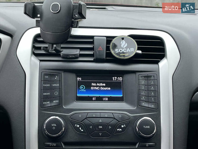 Форд Фьюжен 2015 у Києві на Automoto.ua Червоний Форд Фьюжен, об'ємом двигуна 1.5 л та пробігом 139 тис. км за 10490 $, фото 27 на Automoto.ua