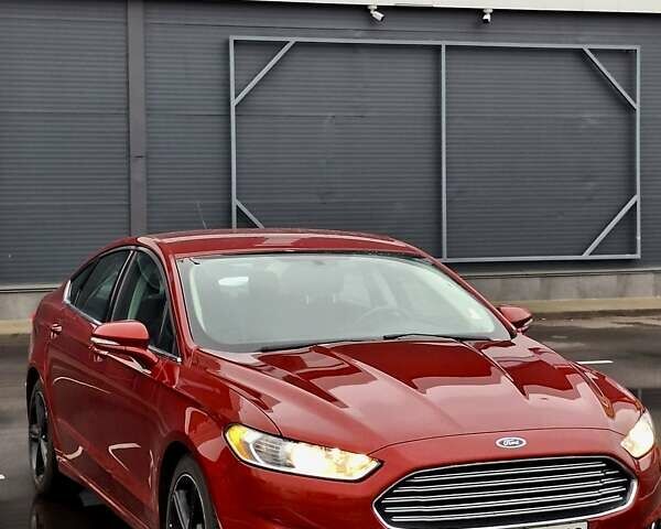 Красный Форд Фьюжн, объемом двигателя 2.49 л и пробегом 181 тыс. км за 10700 $, фото 5 на Automoto.ua