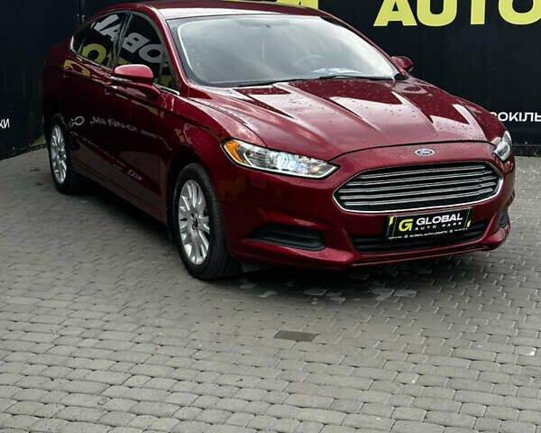 Красный Форд Фьюжн, объемом двигателя 2.49 л и пробегом 150 тыс. км за 8800 $, фото 2 на Automoto.ua