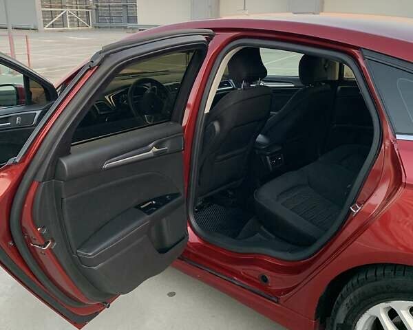 Красный Форд Фьюжн, объемом двигателя 2.49 л и пробегом 190 тыс. км за 9500 $, фото 19 на Automoto.ua