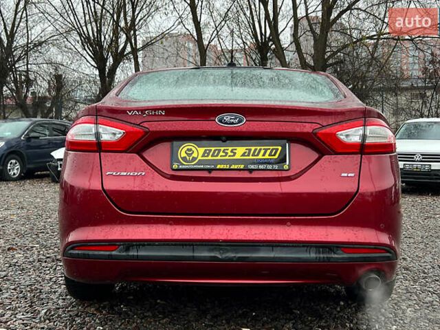 Красный Форд Фьюжн, объемом двигателя 2.49 л и пробегом 181 тыс. км за 11800 $, фото 4 на Automoto.ua