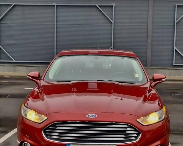 Красный Форд Фьюжн, объемом двигателя 2.49 л и пробегом 181 тыс. км за 10700 $, фото 3 на Automoto.ua