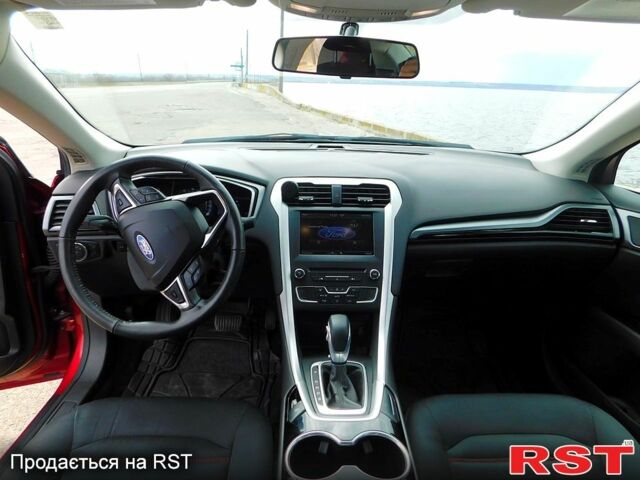 Красный Форд Фьюжн, объемом двигателя 2.5 л и пробегом 179 тыс. км за 10777 $, фото 8 на Automoto.ua