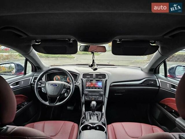 Форд Фьюжн 2015 в Киеве на Automoto.ua Красный Форд Фьюжн, объемом двигателя 2.49 л и пробегом 170 тыс. км за 15000 $, фото 15 на Automoto.ua