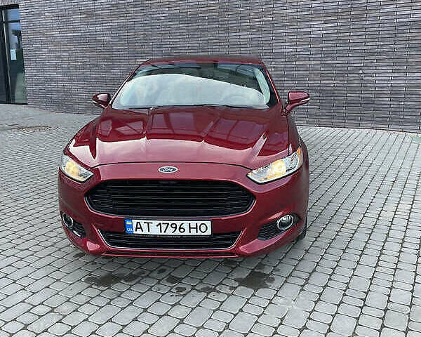 Красный Форд Фьюжн, объемом двигателя 2 л и пробегом 99 тыс. км за 10700 $, фото 10 на Automoto.ua