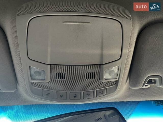 Красный Форд Фьюжн, объемом двигателя 1.5 л и пробегом 130 тыс. км за 8600 $, фото 22 на Automoto.ua