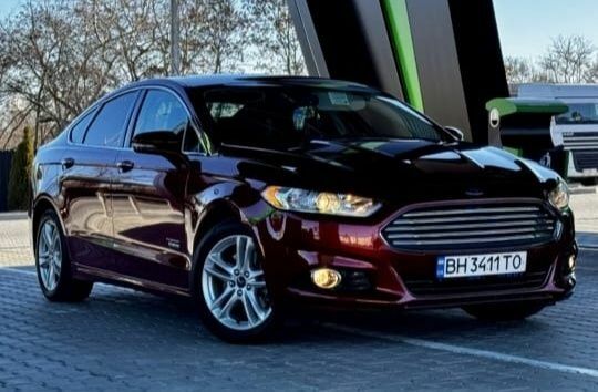 Форд Фьюжен 2015 у Одесі на Automoto.ua Червоний Форд Фьюжен, об'ємом двигуна 2 л та пробігом 200 тис. км за 11800 $, фото 9 на Automoto.ua