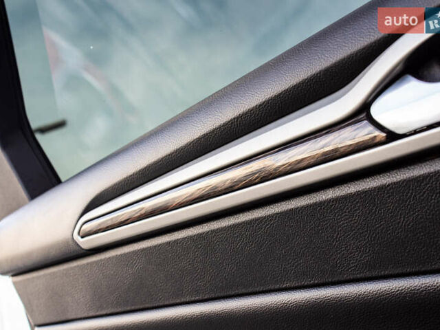 Красный Форд Фьюжн, объемом двигателя 2 л и пробегом 94 тыс. км за 14900 $, фото 35 на Automoto.ua