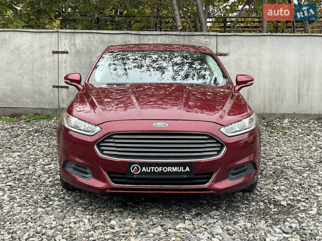 Форд Фьюжен 2015 у Києві на Automoto.ua Червоний Форд Фьюжен, об'ємом двигуна 1.5 л та пробігом 139 тис. км за 10490 $, фото 3 на Automoto.ua