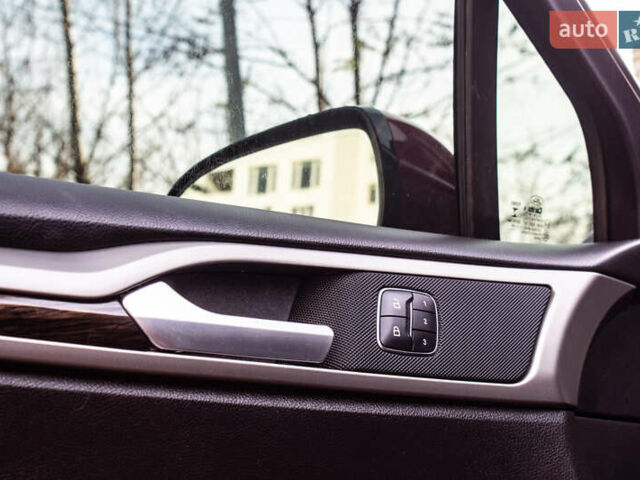 Красный Форд Фьюжн, объемом двигателя 2 л и пробегом 94 тыс. км за 14900 $, фото 42 на Automoto.ua