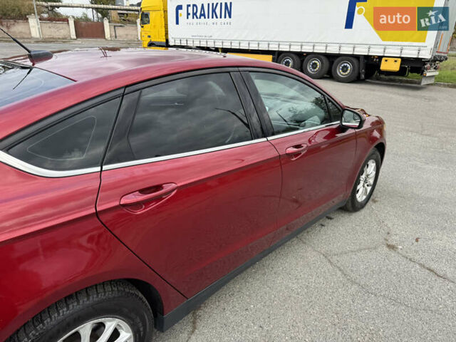 Красный Форд Фьюжн, объемом двигателя 2.5 л и пробегом 131 тыс. км за 8400 $, фото 7 на Automoto.ua