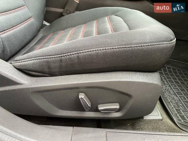 Форд Фьюжн 2015 в Ивано-Франковске на Automoto.ua Красный Форд Фьюжн, объемом двигателя 2.49 л и пробегом 178 тыс. км за 10900 $, фото 57 на Automoto.ua