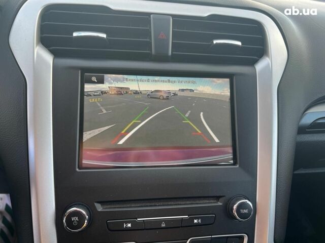 Форд Фьюжн 2015 в Львове на Automoto.ua Красный Форд Фьюжн, объемом двигателя 1.5 л и пробегом 80 тыс. км за 7800 $, фото 30 на Automoto.ua