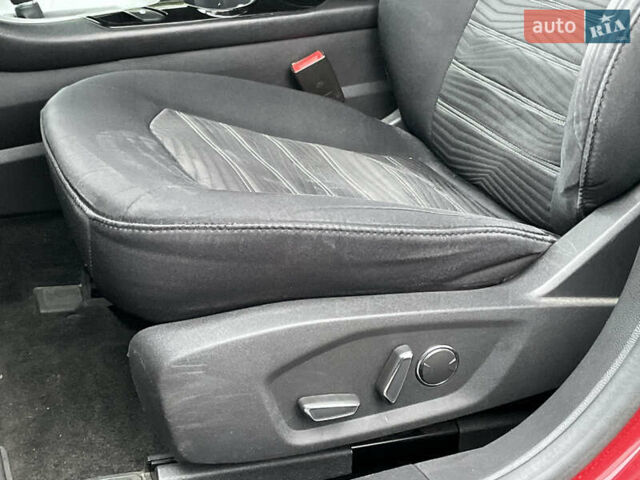 Форд Фьюжен 2015 у Києві на Automoto.ua Червоний Форд Фьюжен, об'ємом двигуна 1.5 л та пробігом 139 тис. км за 10490 $, фото 19 на Automoto.ua