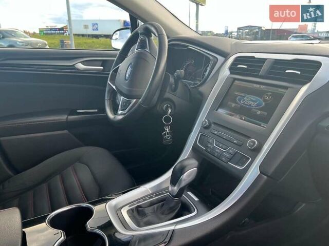 Форд Фьюжен 2015 у Львові на Automoto.ua Червоний Форд Фьюжен, об'ємом двигуна 1.5 л та пробігом 80 тис. км за 7800 $, фото 17 на Automoto.ua