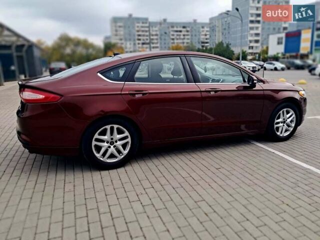 Червоний Форд Фьюжен, об'ємом двигуна 2.5 л та пробігом 190 тис. км за 8900 $, фото 10 на Automoto.ua