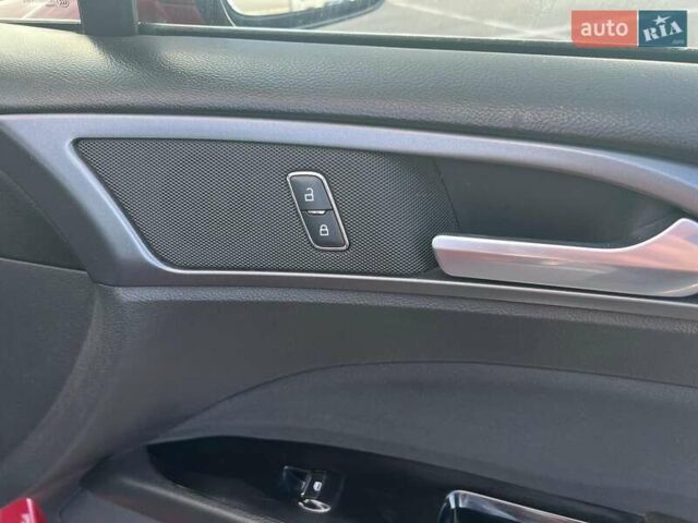 Форд Фьюжен 2015 у Львові на Automoto.ua Червоний Форд Фьюжен, об'ємом двигуна 1.5 л та пробігом 80 тис. км за 7800 $, фото 15 на Automoto.ua