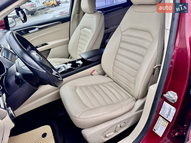 Красный Форд Фьюжн, объемом двигателя 1.5 л и пробегом 225 тыс. км за 8999 $, фото 36 на Automoto.ua