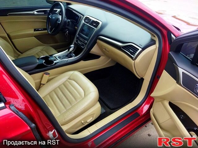 Красный Форд Фьюжн, объемом двигателя 1.5 л и пробегом 86 тыс. км за 10200 $, фото 7 на Automoto.ua