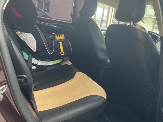 Красный Форд Фьюжн, объемом двигателя 2.5 л и пробегом 117 тыс. км за 11500 $, фото 15 на Automoto.ua