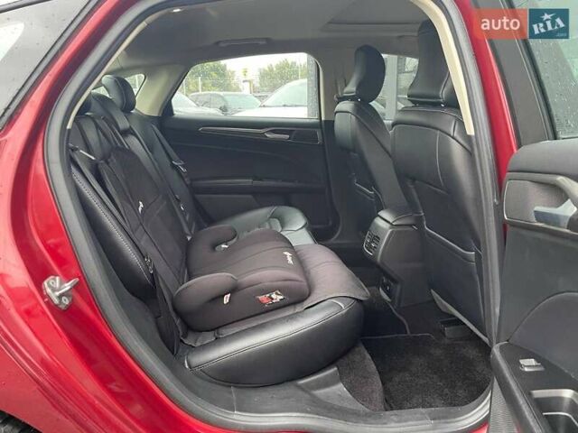 Красный Форд Фьюжн, объемом двигателя 2 л и пробегом 52 тыс. км за 17990 $, фото 10 на Automoto.ua
