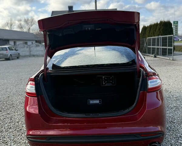 Красный Форд Фьюжн, объемом двигателя 2 л и пробегом 140 тыс. км за 10500 $, фото 15 на Automoto.ua