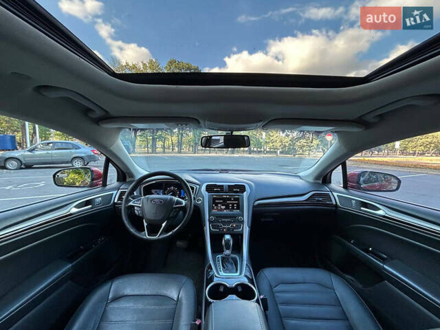 Красный Форд Фьюжн, объемом двигателя 2 л и пробегом 186 тыс. км за 13499 $, фото 14 на Automoto.ua