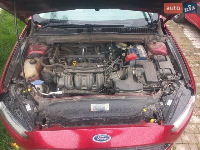 Красный Форд Фьюжн, объемом двигателя 2.49 л и пробегом 129 тыс. км за 12500 $, фото 17 на Automoto.ua