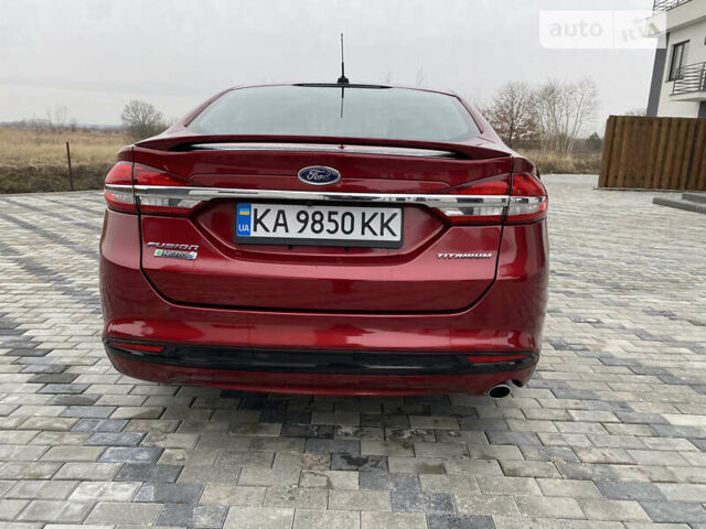 Красный Форд Фьюжн, объемом двигателя 2 л и пробегом 74 тыс. км за 16800 $, фото 10 на Automoto.ua