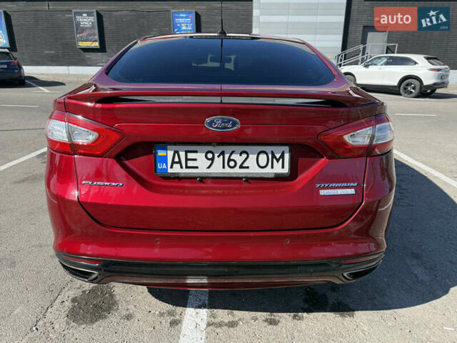 Червоний Форд Фьюжен, об'ємом двигуна 2 л та пробігом 201 тис. км за 11500 $, фото 3 на Automoto.ua