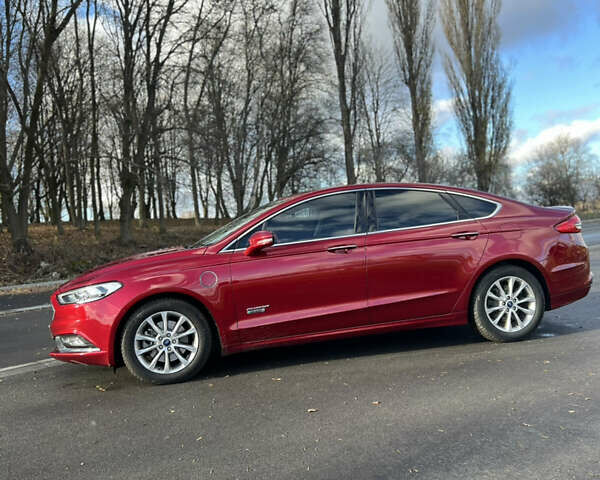 Красный Форд Фьюжн, объемом двигателя 2 л и пробегом 92 тыс. км за 17000 $, фото 23 на Automoto.ua