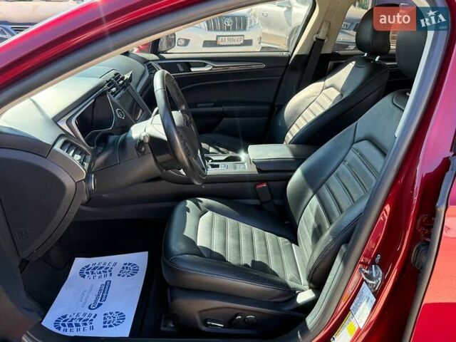 Красный Форд Фьюжн, объемом двигателя 2 л и пробегом 145 тыс. км за 15500 $, фото 18 на Automoto.ua