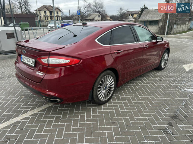 Красный Форд Фьюжн, объемом двигателя 2 л и пробегом 205 тыс. км за 10900 $, фото 4 на Automoto.ua