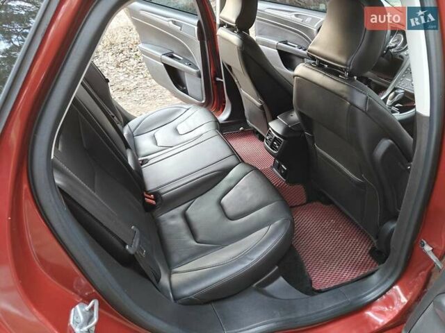 Красный Форд Фьюжн, объемом двигателя 2 л и пробегом 183 тыс. км за 13500 $, фото 27 на Automoto.ua