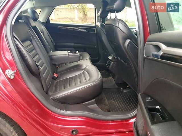 Красный Форд Фьюжн, объемом двигателя 1.49 л и пробегом 122 тыс. км за 8999 $, фото 13 на Automoto.ua