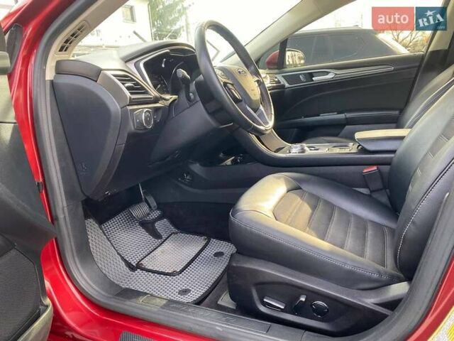 Красный Форд Фьюжн, объемом двигателя 2.49 л и пробегом 144 тыс. км за 12500 $, фото 18 на Automoto.ua