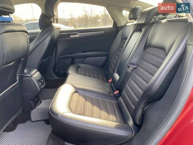 Красный Форд Фьюжн, объемом двигателя 2.49 л и пробегом 144 тыс. км за 12500 $, фото 24 на Automoto.ua