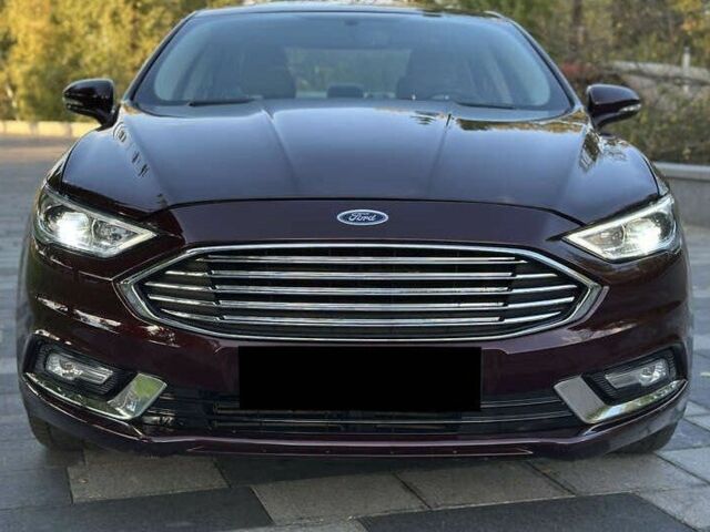 Красный Форд Фьюжн, объемом двигателя 2 л и пробегом 102 тыс. км за 10500 $, фото 2 на Automoto.ua