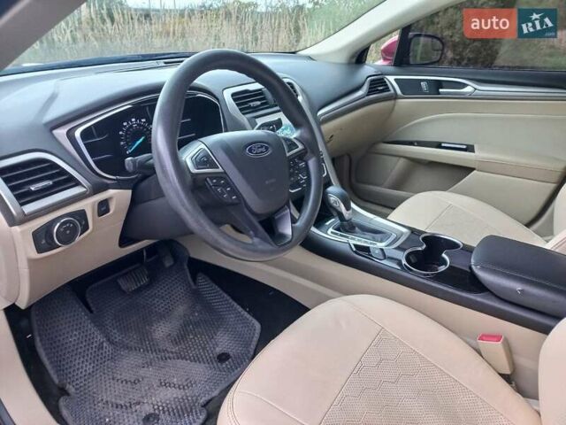 Красный Форд Фьюжн, объемом двигателя 2.49 л и пробегом 129 тыс. км за 12500 $, фото 18 на Automoto.ua