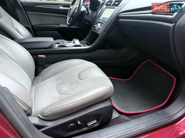 Форд Фьюжн 2016 в Киеве на Automoto.ua Красный Форд Фьюжн, объемом двигателя 2.69 л и пробегом 134 тыс. км за 11900 $, фото 13 на Automoto.ua