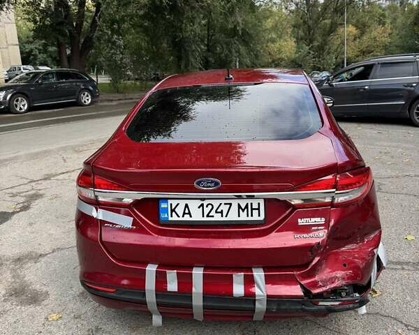 Красный Форд Фьюжн, объемом двигателя 2 л и пробегом 242 тыс. км за 9599 $, фото 1 на Automoto.ua