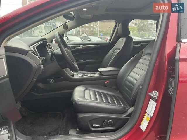 Красный Форд Фьюжн, объемом двигателя 2 л и пробегом 52 тыс. км за 17990 $, фото 8 на Automoto.ua